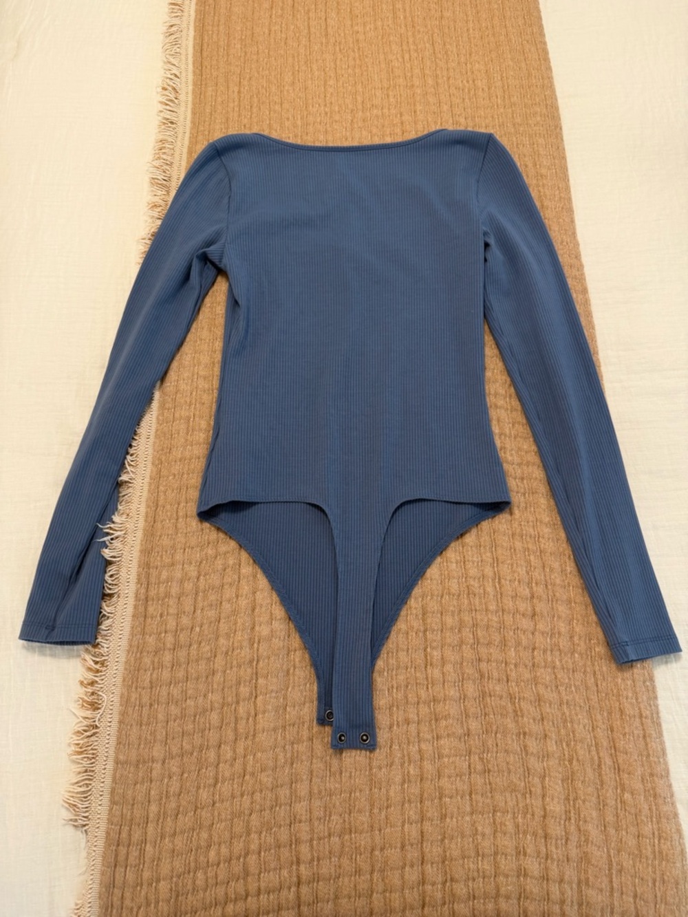 American Eagle Outfitters Blue Ribbed Long-Sleeve Henley Bodysuit - Picture 4 of 6